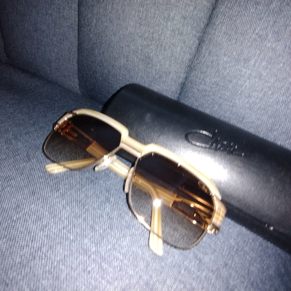 CAZAL UNISEX SUNGLASSES... - Picture 8 of 16